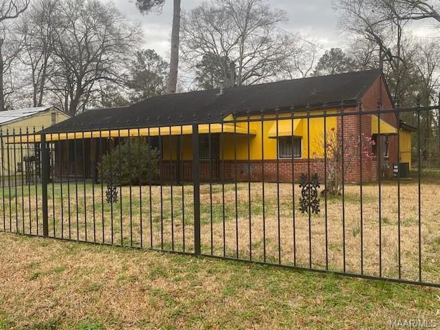 Building Photo - 169 W Woodland Dr