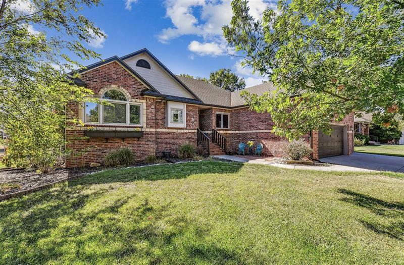 3car garage, beautiful brick home House Rental in North Newton, KS