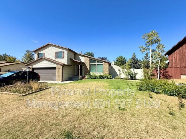 Foto del edificio - 9958 Pinehurst Dr