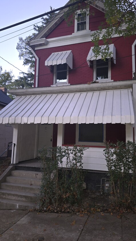 Building Photo - 1315 Labelle Ave