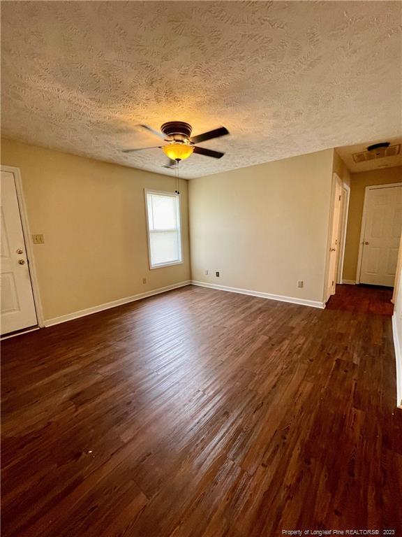 Building Photo - 206 Centipede Ln