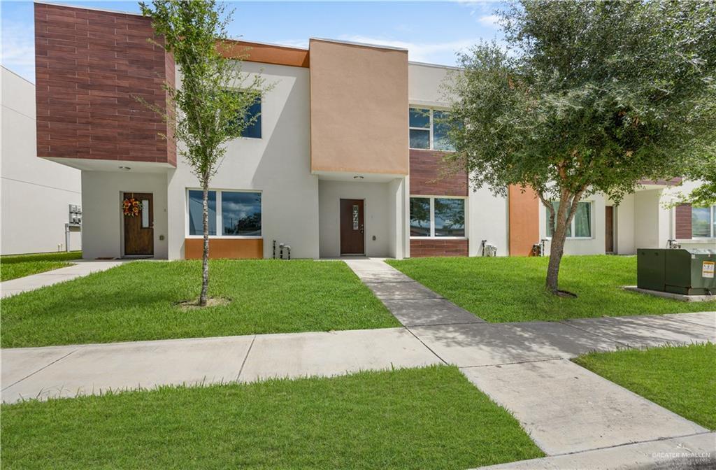 Foto principal - 2312 Harmony Ln