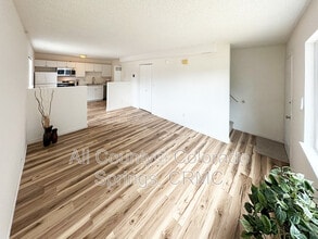 Building Photo - 6674 Provincial Dr