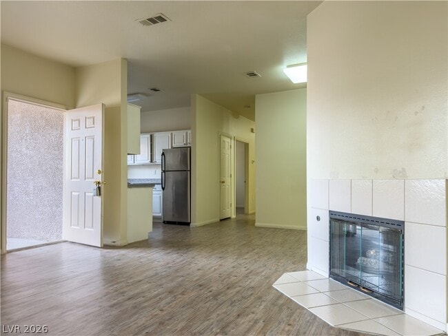 Building Photo - 5250 S Rainbow Blvd
