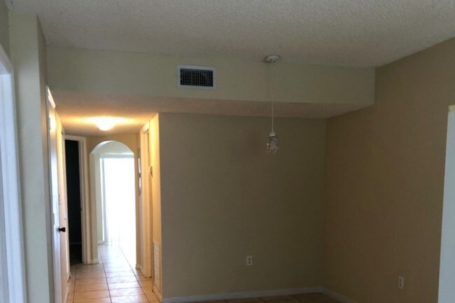 Foto del edificio - 13358 SW 152nd St