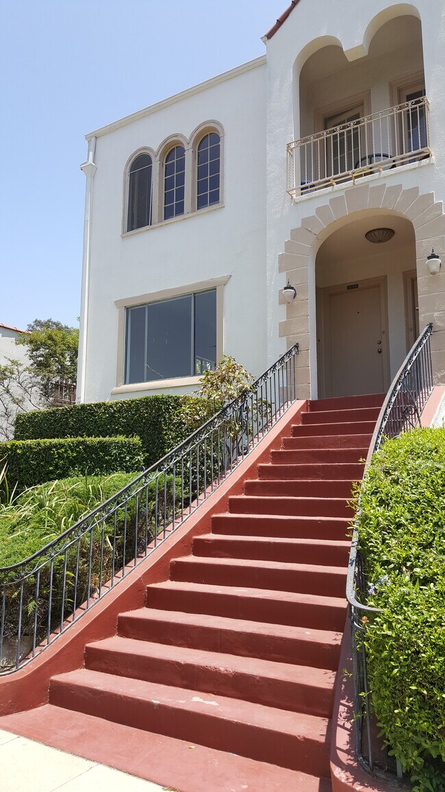 Stairs to the front door - 434 N Norton Ave