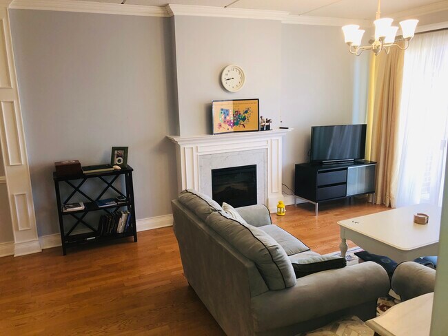 Foto del edificio - 5036 W Pensacola Ave