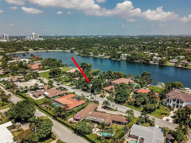 Foto del edificio - 1030 S Southlake Dr