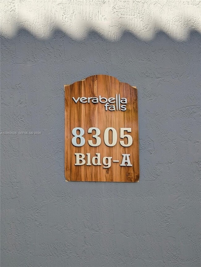 Foto del edificio - 8305 SW 152nd Ave