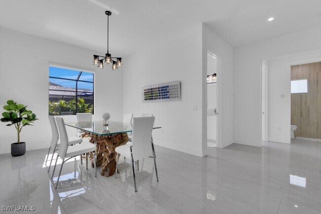 Foto del edificio - 4615 SW 18th Ave