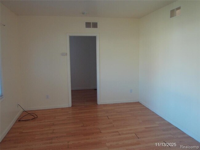 Foto del edificio - 17048 Lowell St