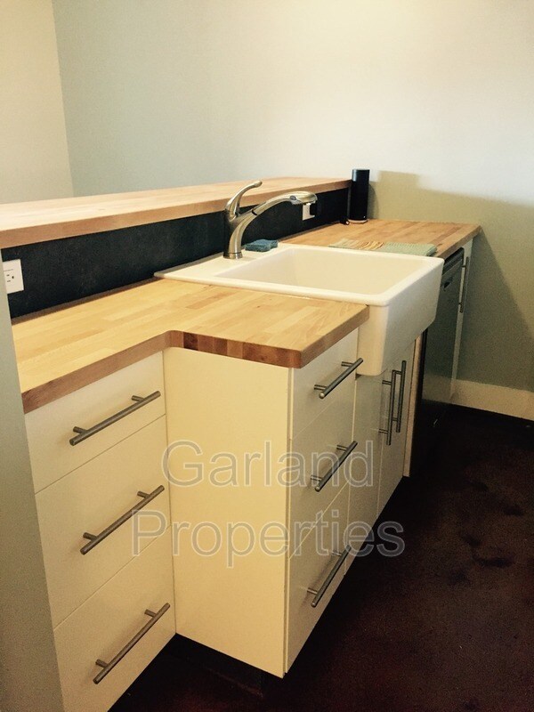 Foto del edificio - 425 Campbell Ave SW