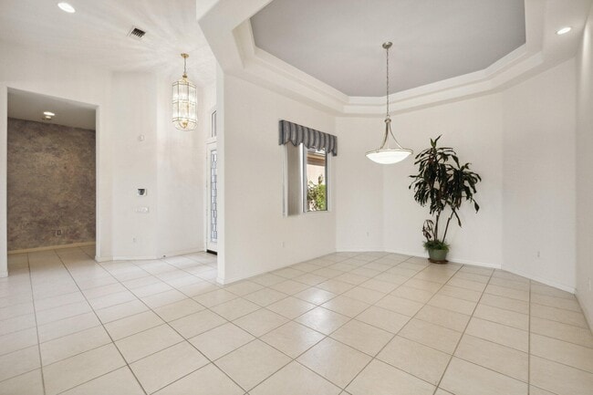 Foto del edificio - 78586 Kensington Ave