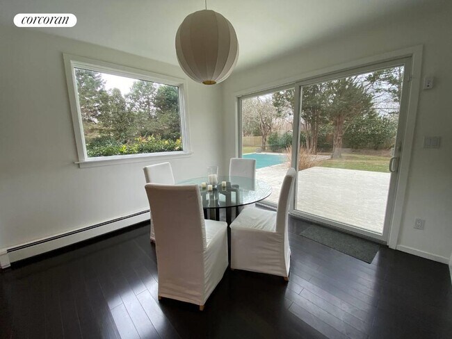 Foto del edificio - 10 Barsdis Ln