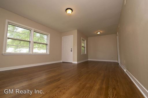 Building Photo - 1380 Oak Ridge Dr