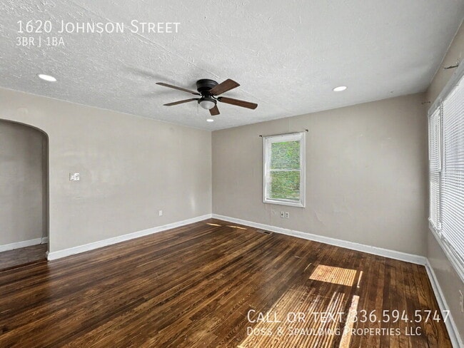 Building Photo - 1620 Johnson St