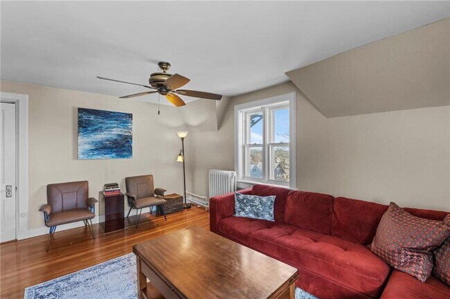 Foto del edificio - 569 Spring St