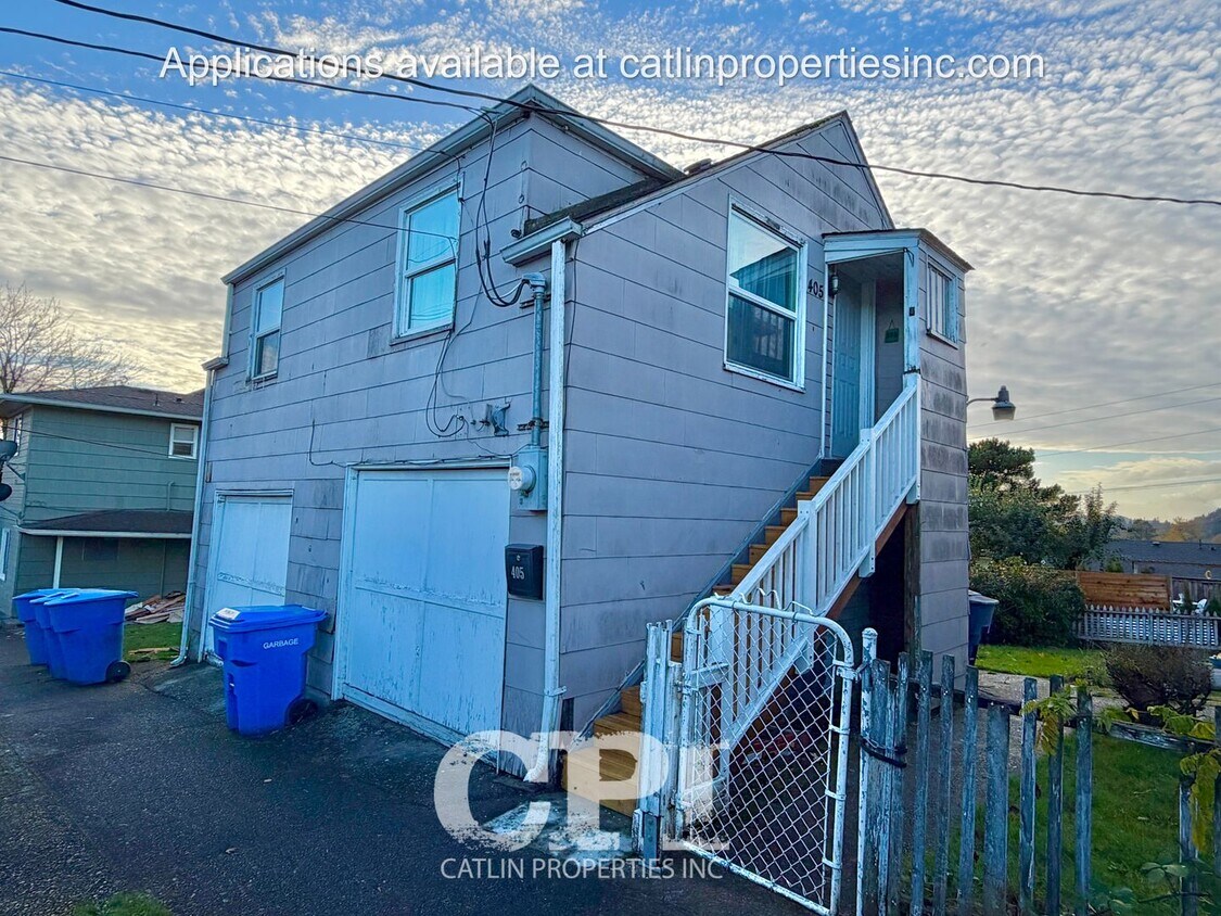 Foto principal - 405 6th Ave N