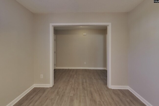 Foto del edificio - 104 Autumn Glen Rd