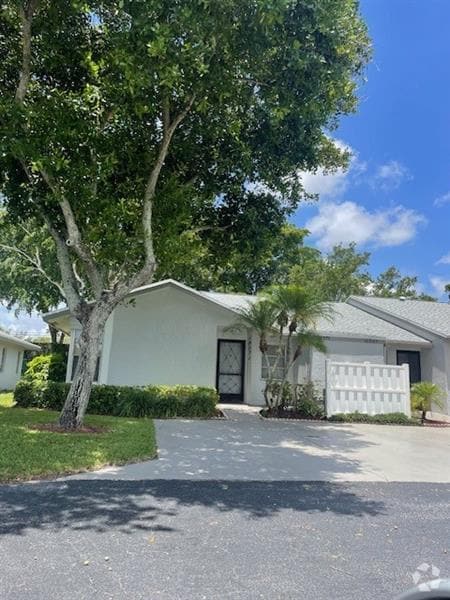 Building Photo - 18571 Egret Way