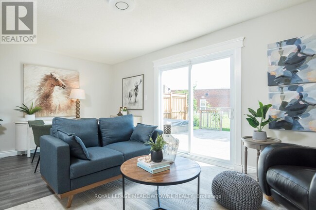 Photo du bâtiment - 611 Beaver Ct