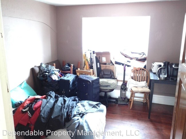 Foto del edificio - 6 br, 2 bath Room For Rent - 1837 10th Avenue