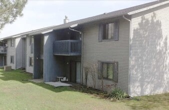 Building Photo - 811 S Carney Dr