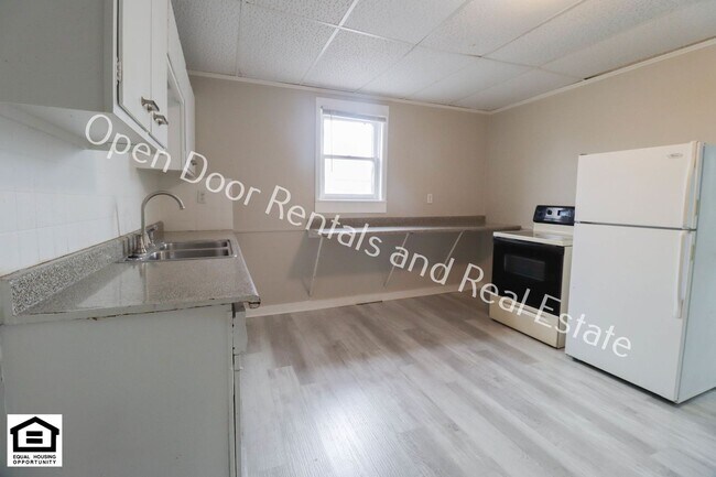 Building Photo - 17425 IN-37