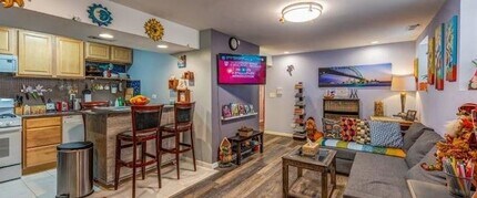 Building Photo - 6433 S Kenwood Ave