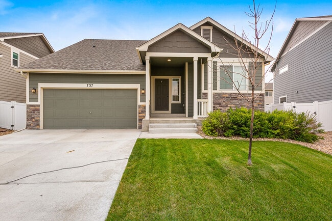Front of Home - 737 Valleybrook Dr