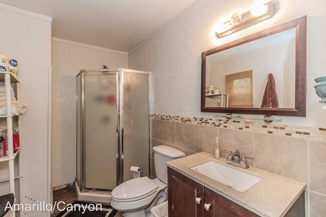 Building Photo - 3 br, 2 bath House - 4224 SW 15th Ave