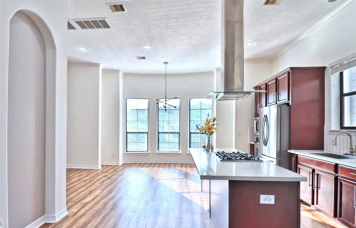 Foto principal - 3446 Clearview Villa Way