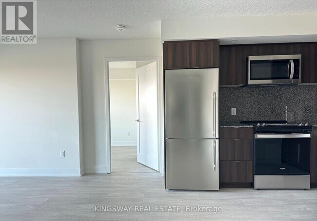 Photo du bâtiment - 10 Eva Rd