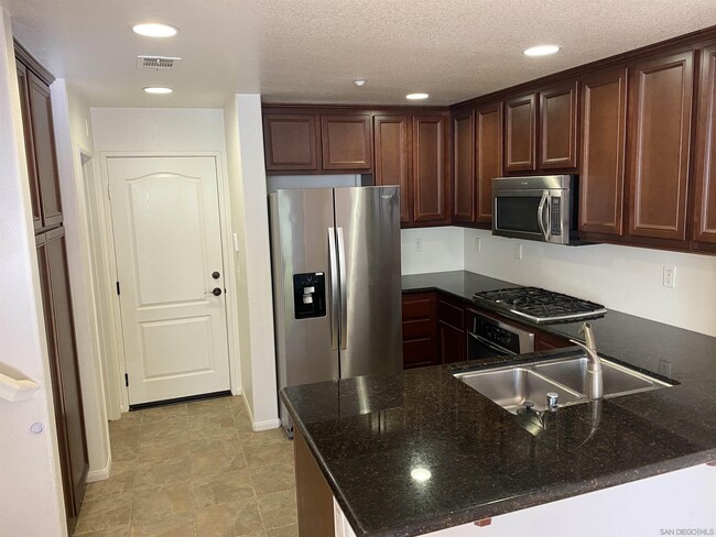 Building Photo - 10511 Camino Bello Mar