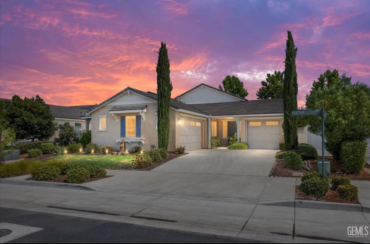 Foto principal - 13600 Pixton Ave