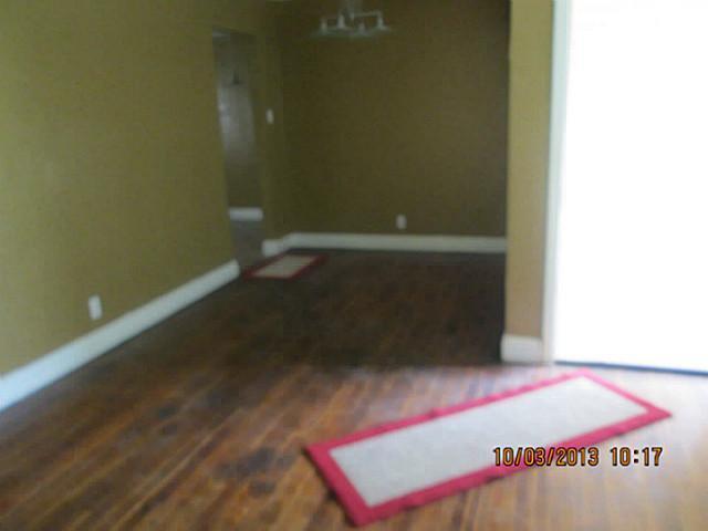 Foto del edificio - 2422 Bluffton Dr
