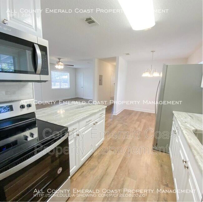 Building Photo - 340 North Ave E