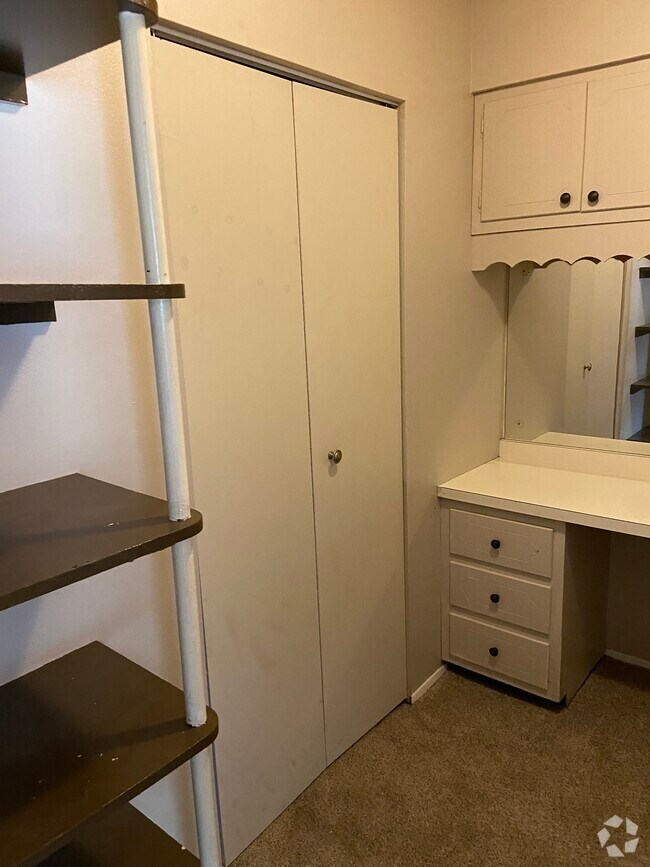 Hazelcrest Condominiums Apartments for Rent Hazelwood, MO 6 Rentals