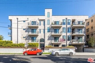 Building Photo - 3715 San Marino St