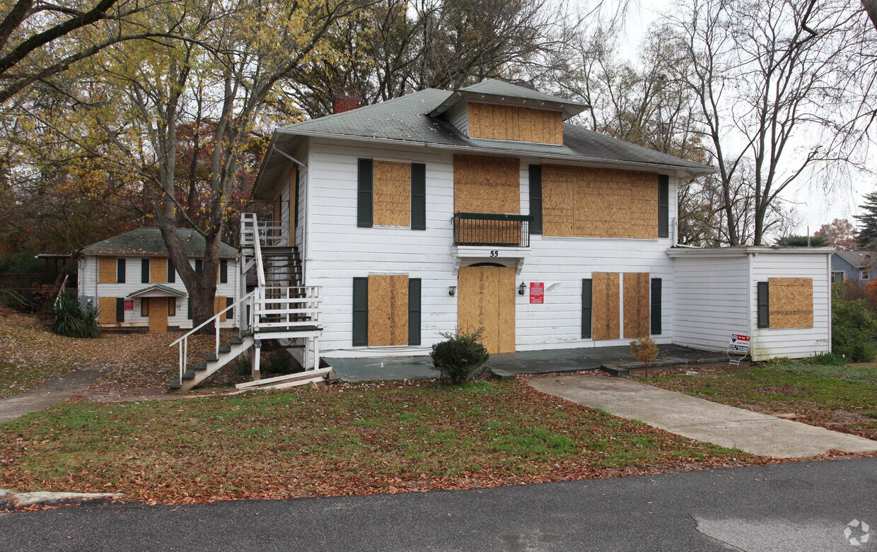 Primary Photo - 55 NE Bell St