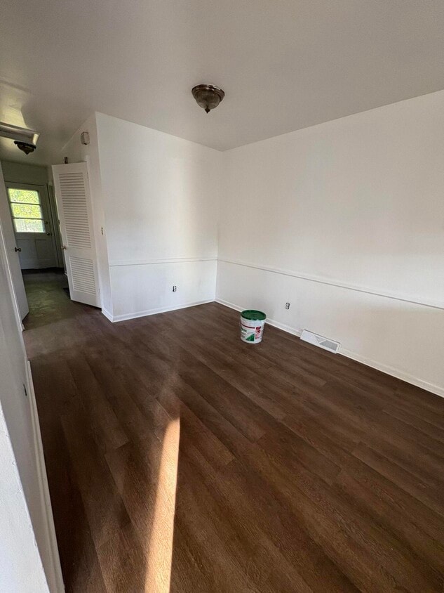 Building Photo - 669 Anniston Dr