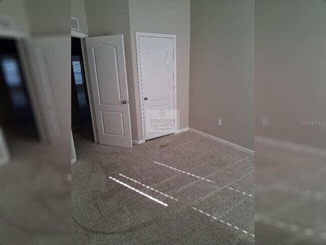 Foto del edificio - 2534 Glenrise Pl