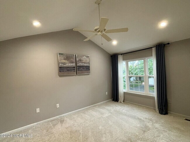 Building Photo - 1103 Timberbrooke Dr