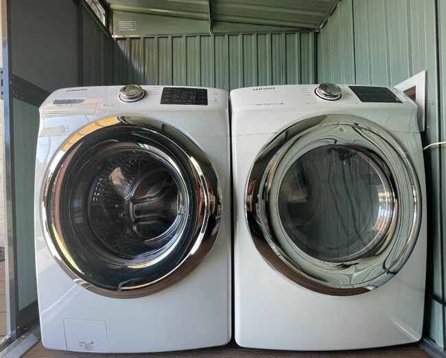 Foto del edificio - 3407 N Mountain View Dr