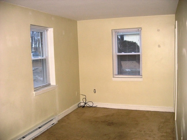 Apt 2 - 5-7 Upson St