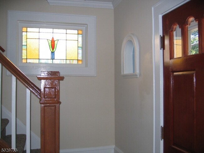 Foto del edificio - 79 Woodland Ave
