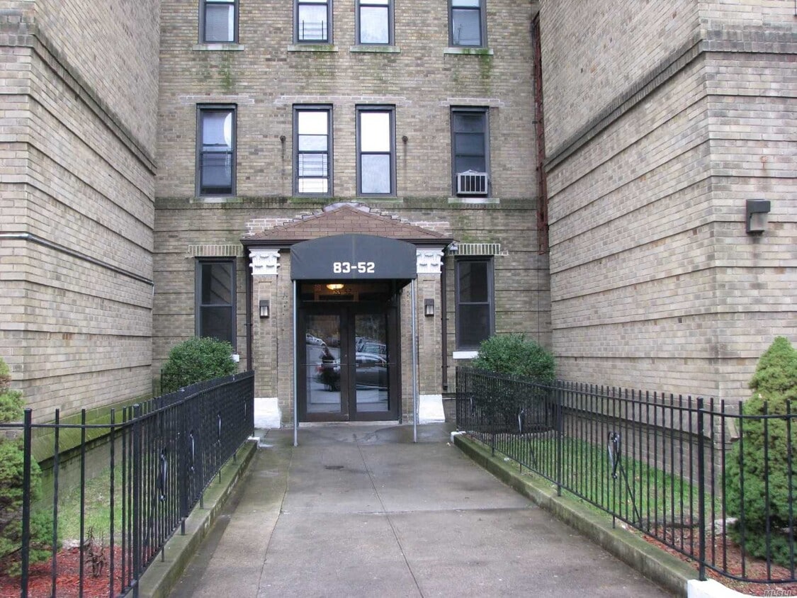 8352 Talbot St, Queens, NY 11415 House Rental in Queens, NY