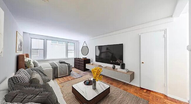 Foto del edificio - 156-160 E 55th St
