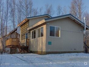 Building Photo - 2445 Ben Hogan Ave