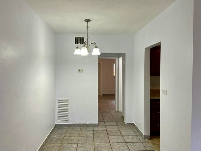 Foto del edificio - 2909 Middle River Dr